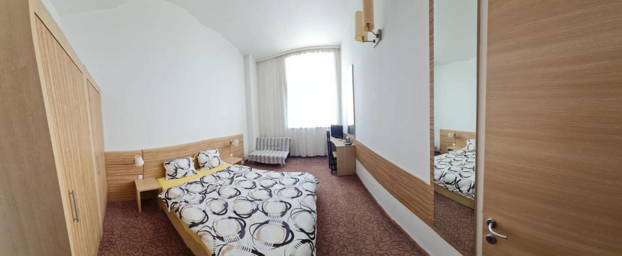 Rin Grand Regim Hotelier Bucareste Exterior foto